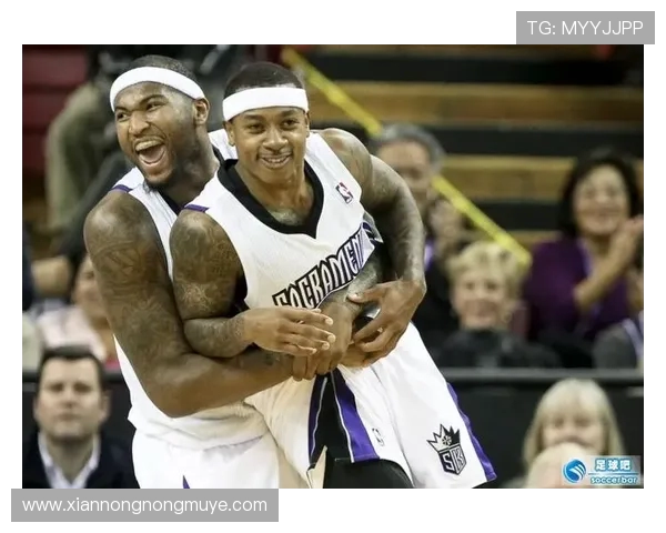 足球游戏操作技巧与篮球实战策略完美融合的训练与应用指南